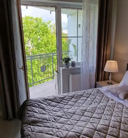 Apartment Hexagon Nr 23 *